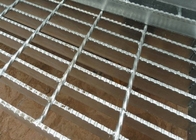 Çin Zemin Kaplaması Q235low Cardon Malzemesi İçin Galvanizli Tırtıklı Çelik Izgara Fabrika