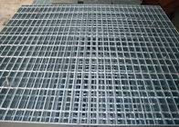Çin Gümüş Yüzeyli Damalı Çelik Levha, Sıcak Haddelenmiş Elmas Tabaka Zemin Fabrika