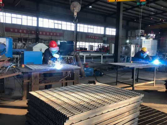 Korozyona dayanıklı paslanmaz çelik ızgara ızgara tırnaklı düz çubuk drenaj kapağı