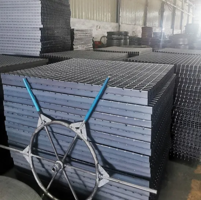 Çin Fabrikası Galvanizli Q235/Q345/SS304 Malzemeden Paslanmaz Çelik Izgara Tahliye
