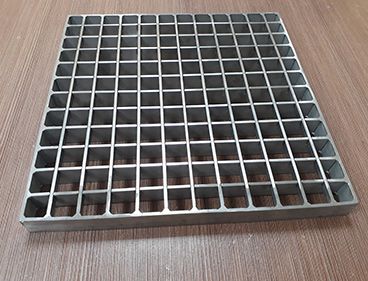 Paslanmaz Çelik Izgara Çin Fabrikası Galvanizli Q235/Q345/SS304 Malzeme