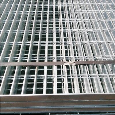 Hot DIP Galvanized Carbon Steel Bar Grating Stairs with Welded Fixation for Outdoor and Warehouse Use