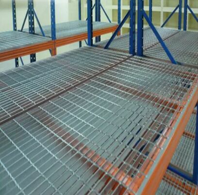 Endüstriyel yürüyüş platformu için 25x5mm rulman çubuğu ile sıcak daldırılmış galvanizli çelik ızgara zemini