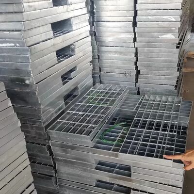 Yüksek Güçlü Platformlar için 25x5 mm'lik Taşım Bar ile Sıcak Daldırılmış Galvanizli Dırnaqlı Çelik ızgara