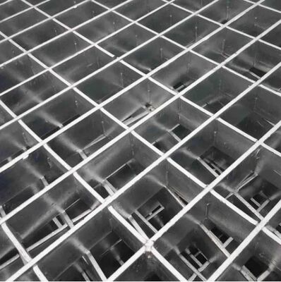Endüstriyel yürüyüş yolları ve platformlar için galvanize ağır görev kayma dayanıklı çelik ızgara