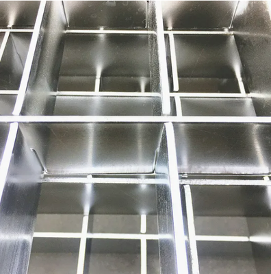Hot Dip Galvanized Serrated Style Steel Grating with Customizable Sizes for Industrial Walkways