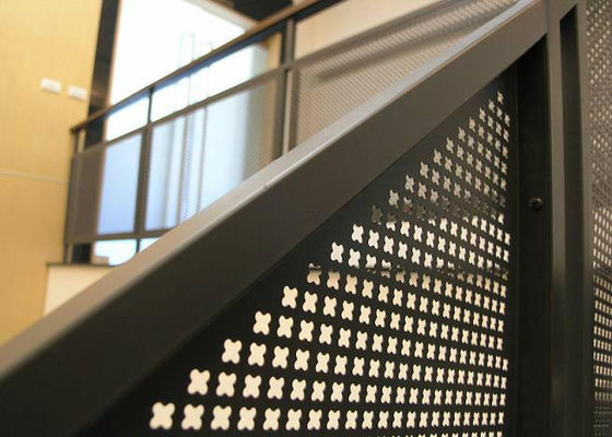 3m Uzun Delikli Galvaniz Sac Levha Asitine Dayanıklı 0.08 - 100mm Delik
