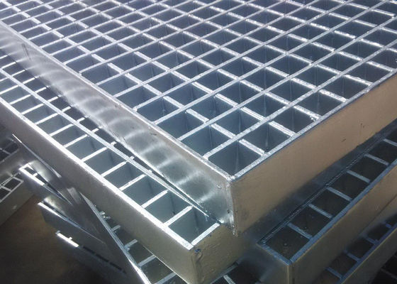 70mm x 6mm Endüstriyel Zemin Izgaraları Galvanizli Çelik Izgara Platformu Çapraz Çubuk 8mm x 8mm