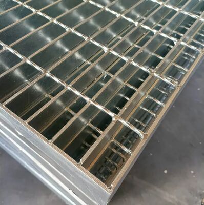 Platform ve Yürüme Yolları için Sıcak Daldırma Galvanizli Kaynaklı Çelik Izgara 30X100mm