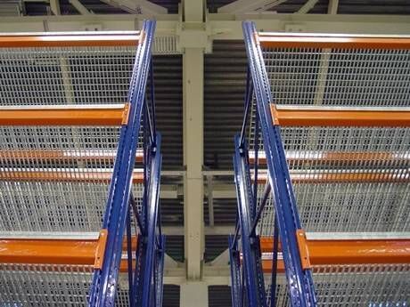 Endüstriyel platformlar için tırnaklı yüzeyli sıcak daldırılmış galvanizli ağır yüklü çelik ızgara